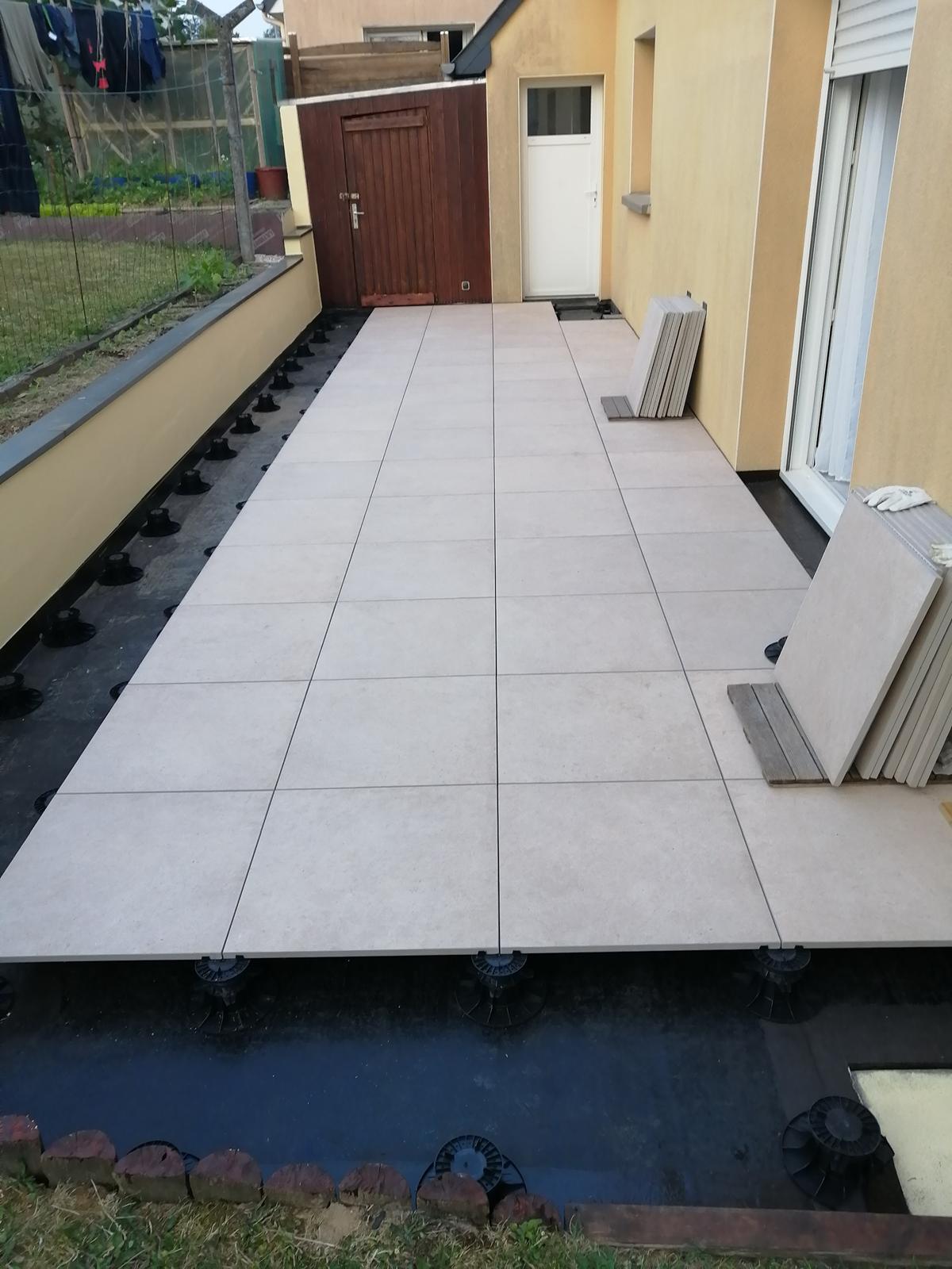 Terrasse accessible sur plots
